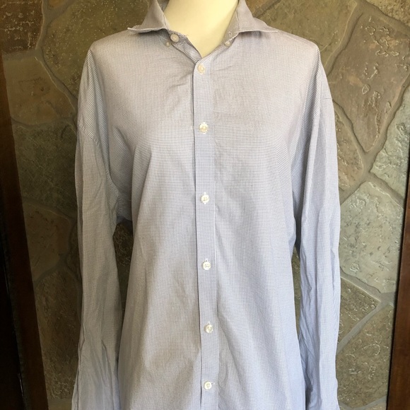Button down - Picture 1 of 3